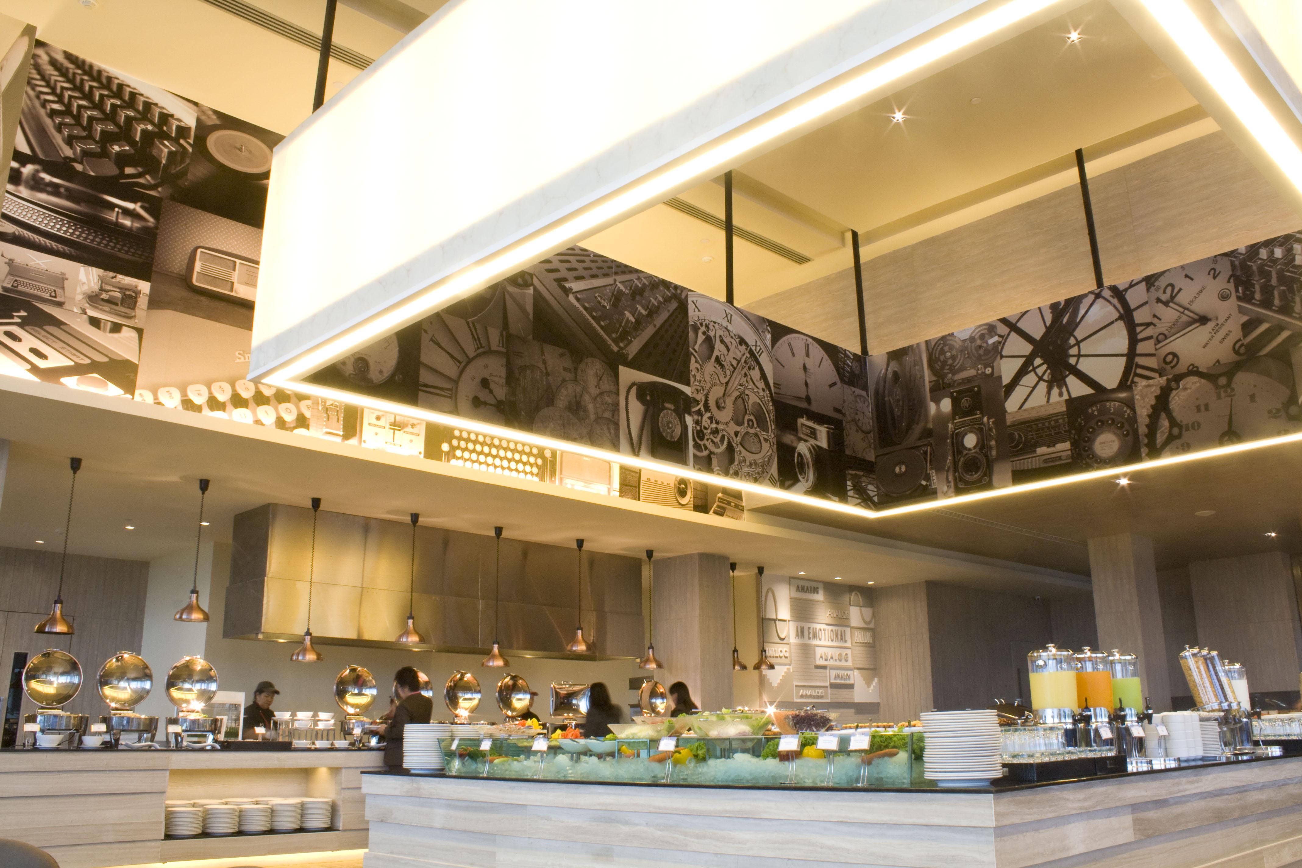 Tsix5 Hotel Патая Екстериор снимка