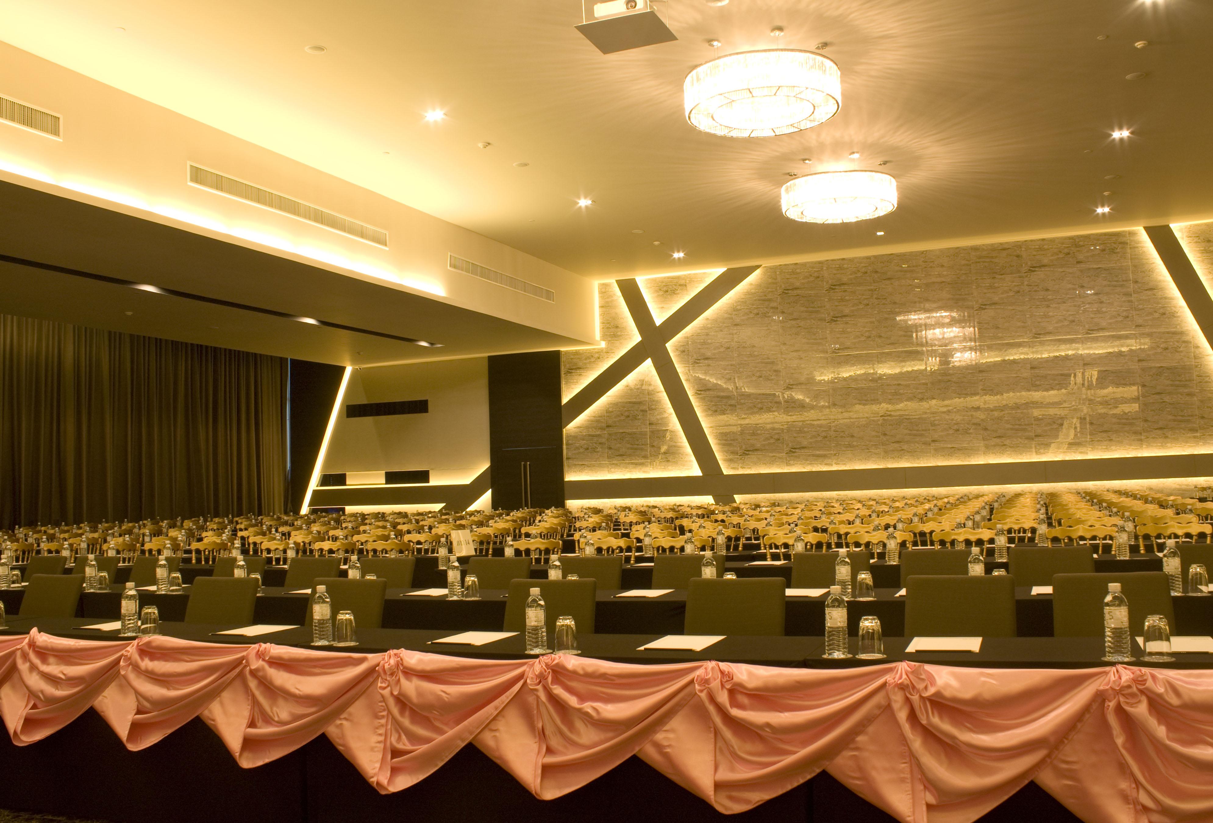 Tsix5 Hotel Патая Екстериор снимка