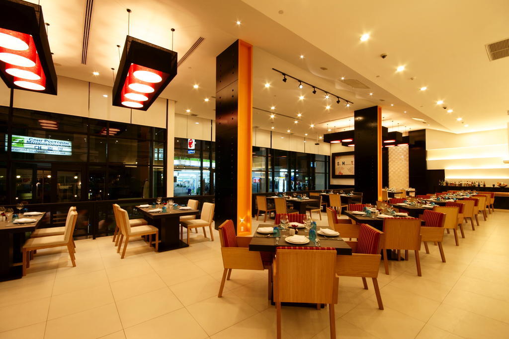 Tsix5 Hotel Патая Екстериор снимка