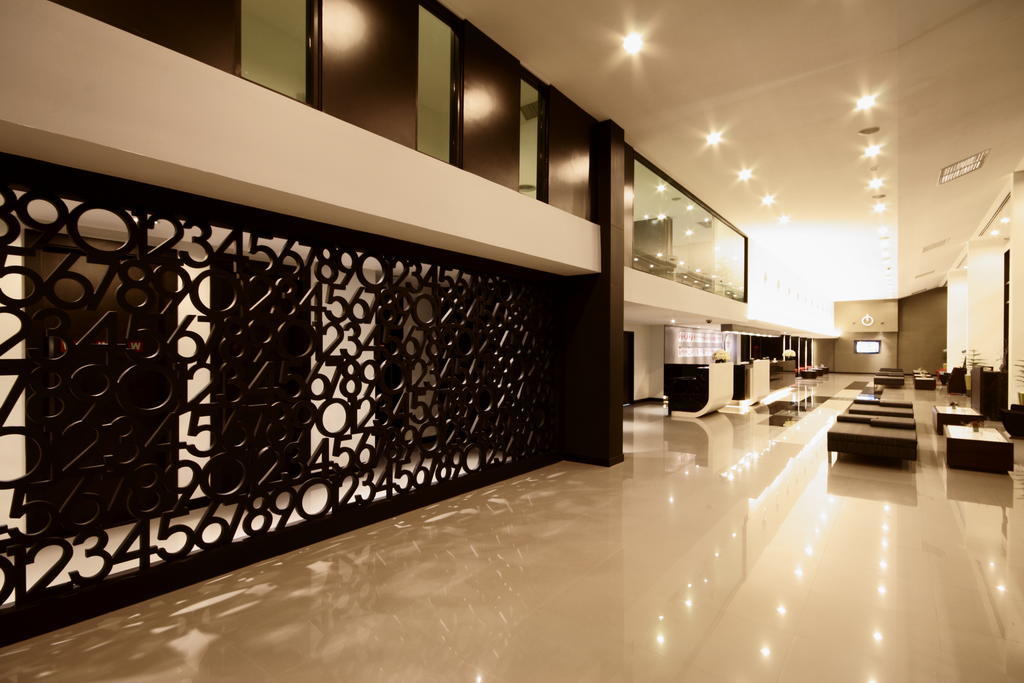 Tsix5 Hotel Патая Екстериор снимка