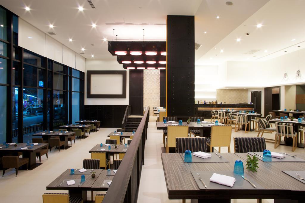 Tsix5 Hotel Патая Екстериор снимка