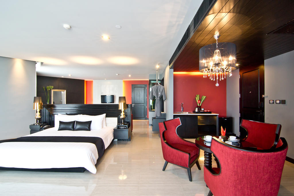 Tsix5 Hotel Патая Екстериор снимка