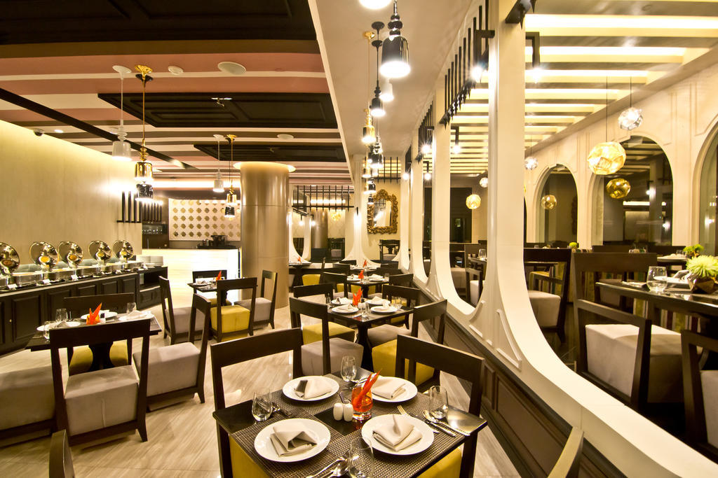 Tsix5 Hotel Патая Екстериор снимка