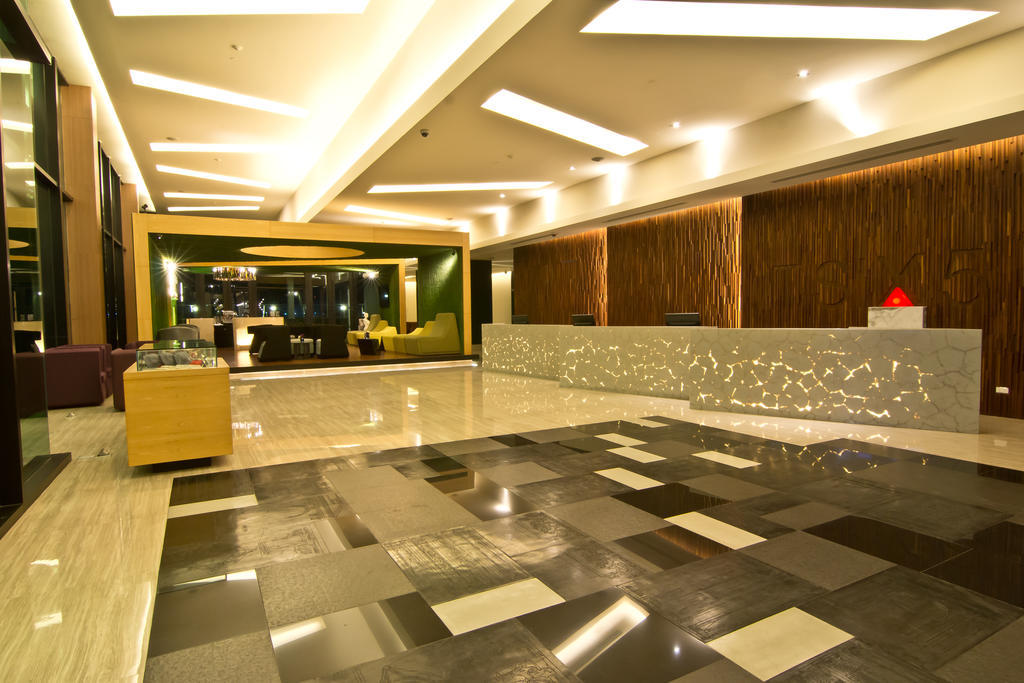 Tsix5 Hotel Патая Екстериор снимка