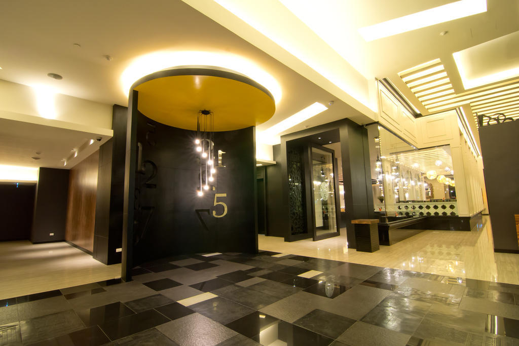 Tsix5 Hotel Патая Екстериор снимка